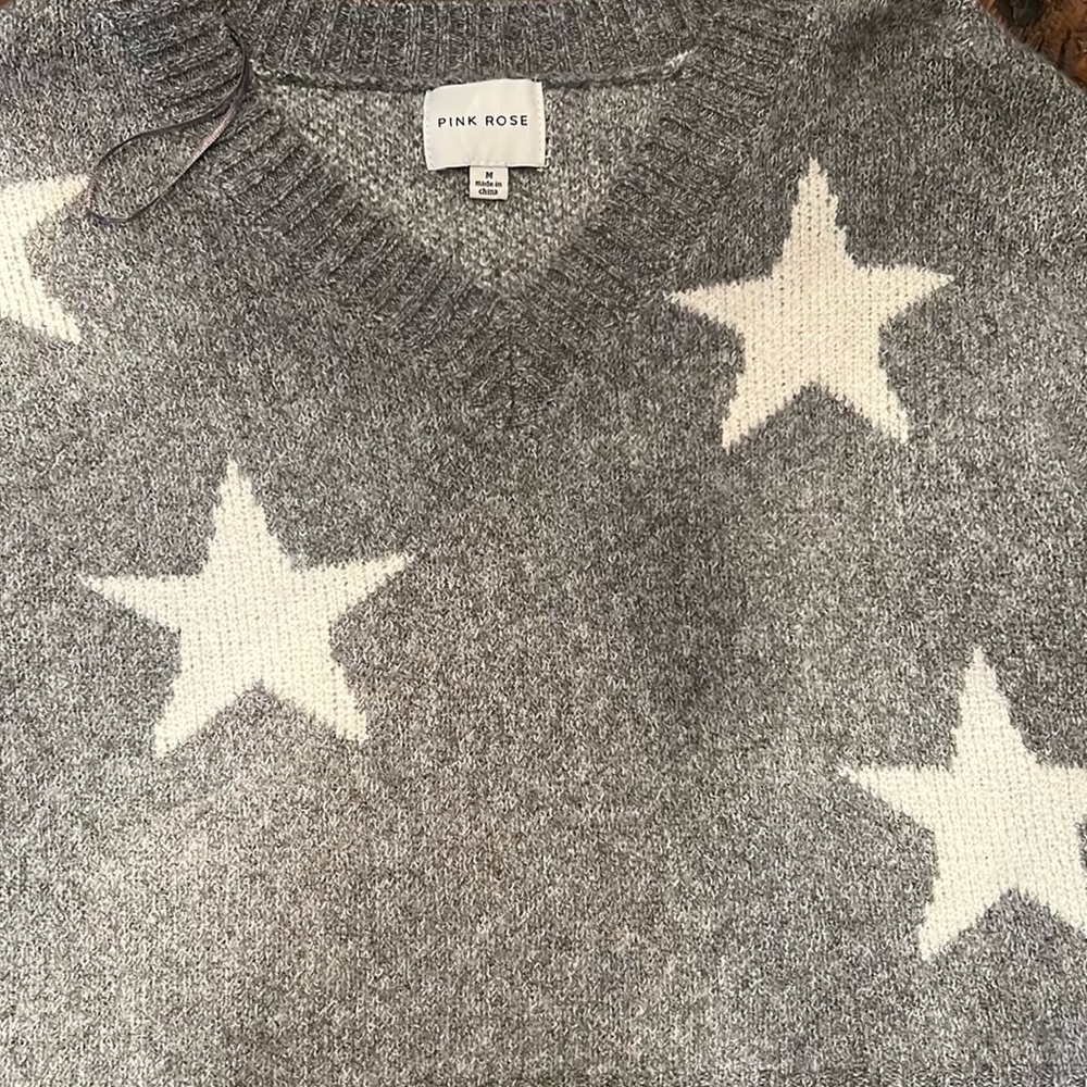 Pink Rose Soft Sweater: Light Gray Star Sweater